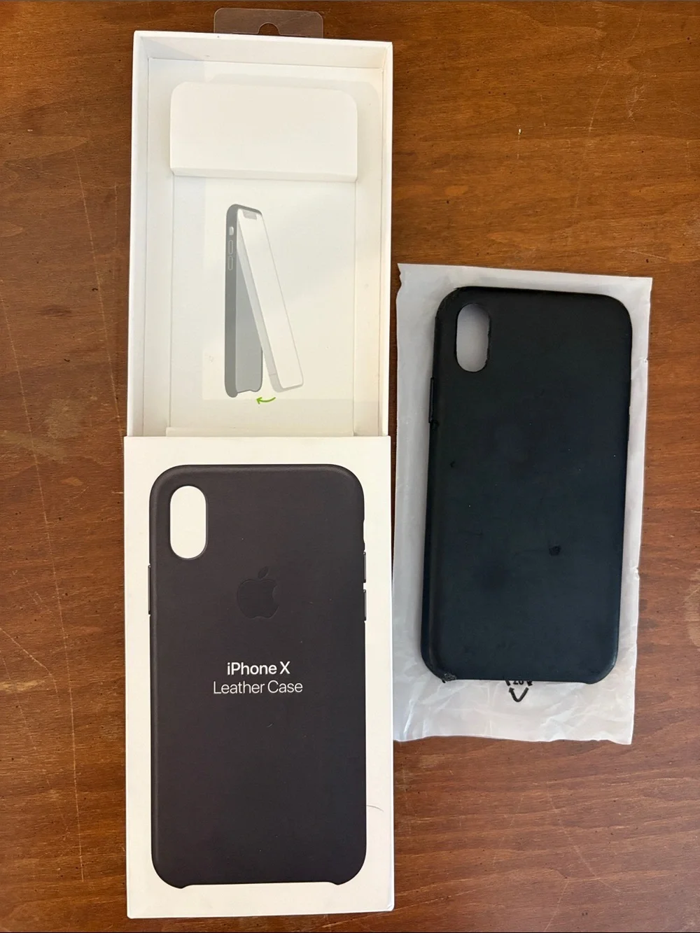Apple iPhone X leather case in black comes in original box